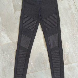 Alo yoga leggings
